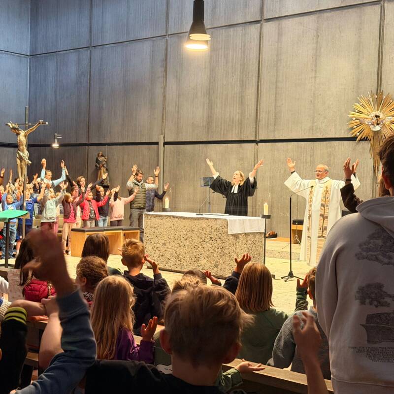 Schulanfangsgottesdienst - Bild 6