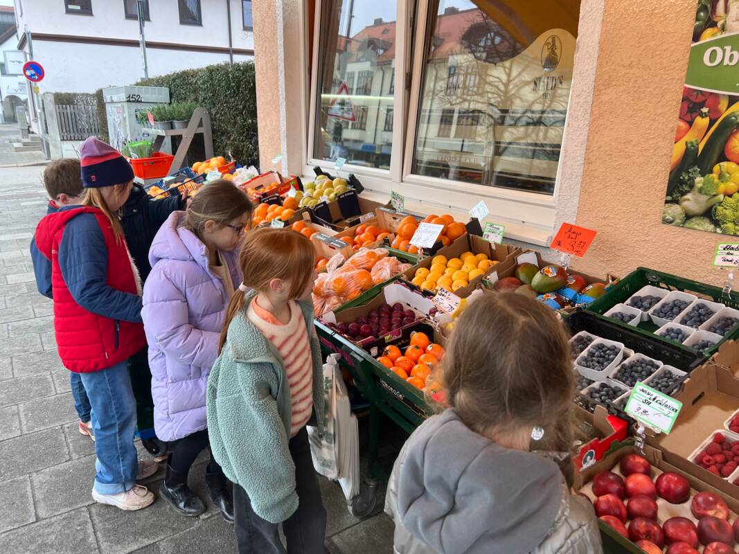 Unterrichtsgang zur Obstkist‘n Planegg - Bild 1